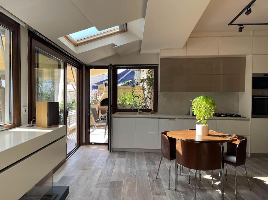 Acropolis Lux Apartment Ateny Zewnętrze zdjęcie