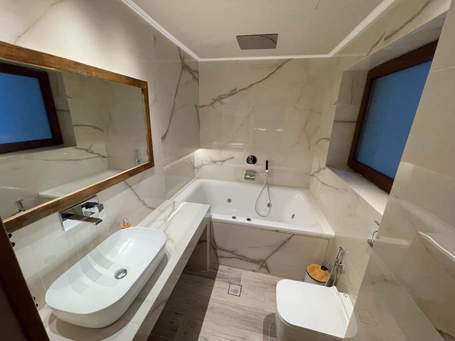 Acropolis Lux Apartment Ateny Zewnętrze zdjęcie